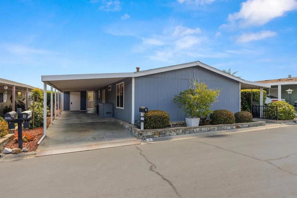 https://cdn.realtyfeed.com/cdn/127/306737172/f2966d1cf1b9dbfa764be346e40b7fa6.webp
