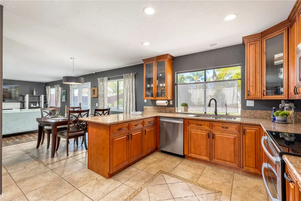 https://cdn.realtyfeed.com/cdn/127/306737235/07adffe875855c86240a57c9a90ffe44.webp