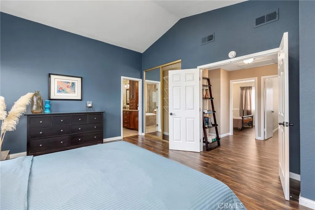 https://cdn.realtyfeed.com/cdn/127/306737235/927777b4950f493534ce265ddb4fb4b1.webp
