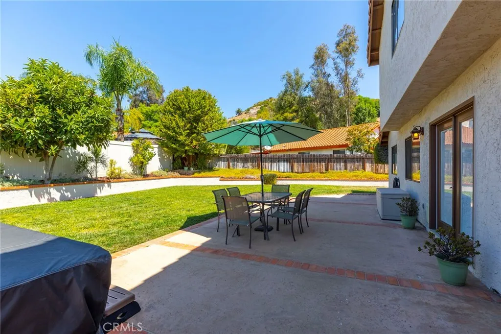 https://cdn.realtyfeed.com/cdn/127/306737235/a8ee409d7d1bedd5d2ad9389599d8905.webp