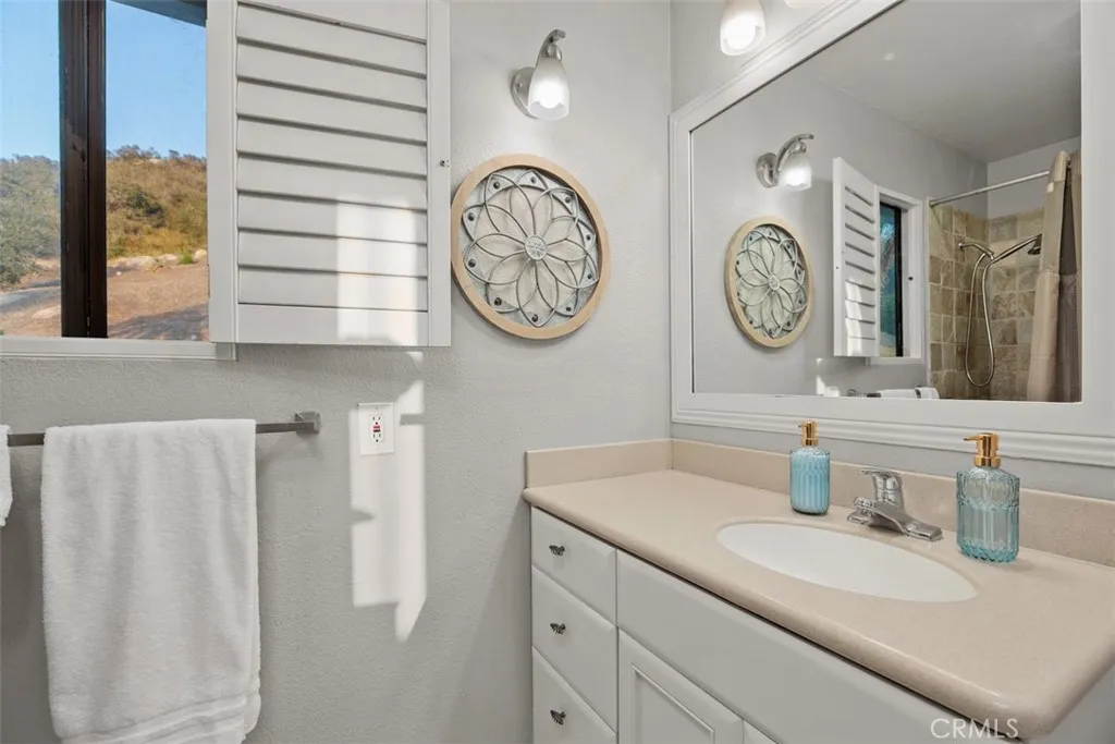 https://cdn.realtyfeed.com/cdn/127/306737240/f554a9ad71657b9d0925b76a19015a36.webp