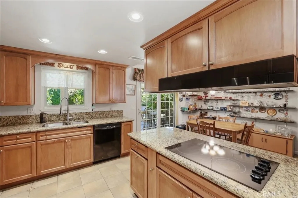 10426 Bonneville, Riverside, CA 92505 - Photo 2 of 29, Riverside, CA