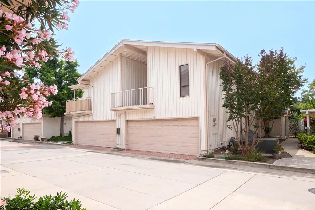 Claremont, CA 91711
