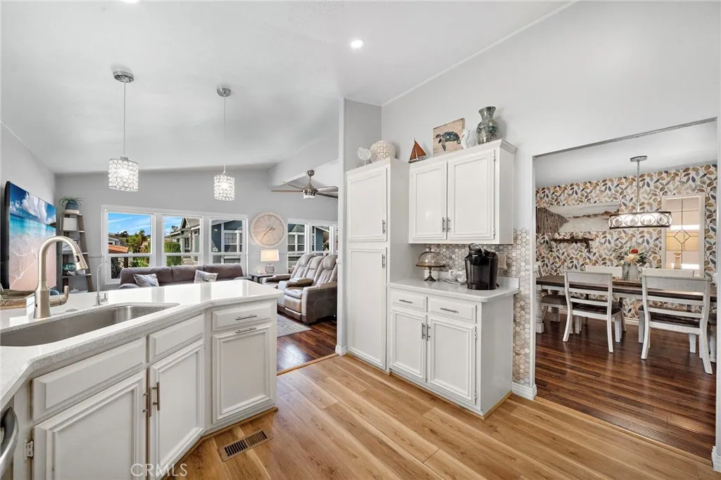 23301 Ridge Route Dr. Unit 160, Laguna Hills, CA 92653 - Photo 3 of 46, Laguna Hills, CA