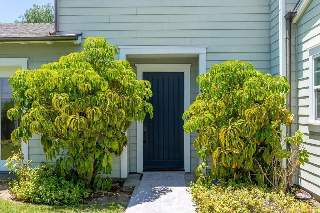 https://cdn.realtyfeed.com/cdn/127/306737350/07de3e6e360b9abd31cbc6c8cf8be139.webp