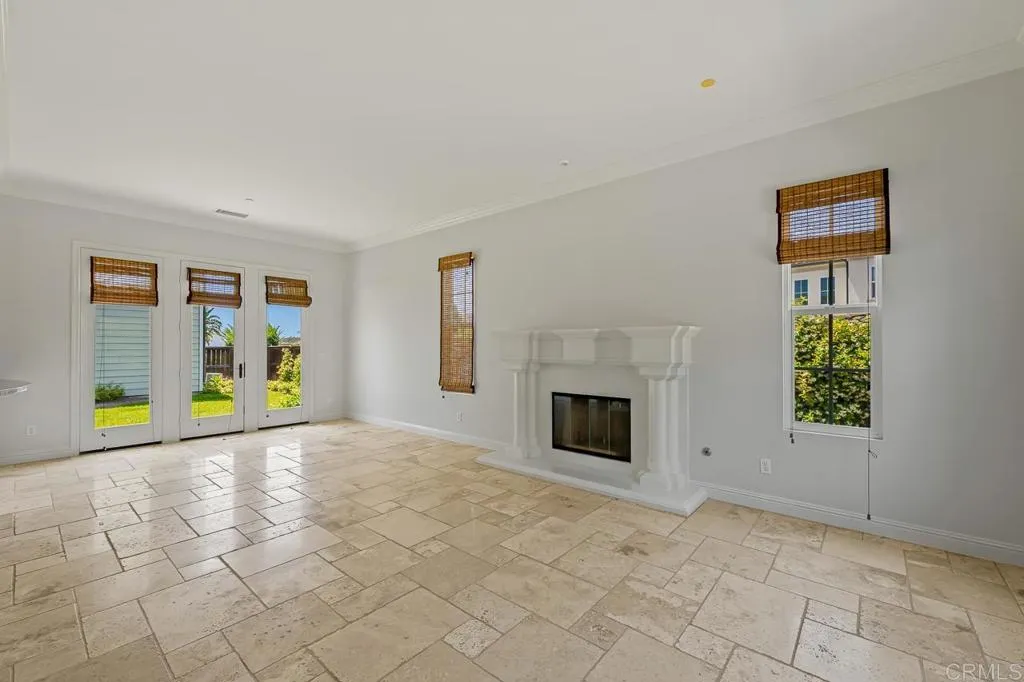 https://cdn.realtyfeed.com/cdn/127/306737350/3212b9715b0609fce6a5bf04c2fd2a1a.webp