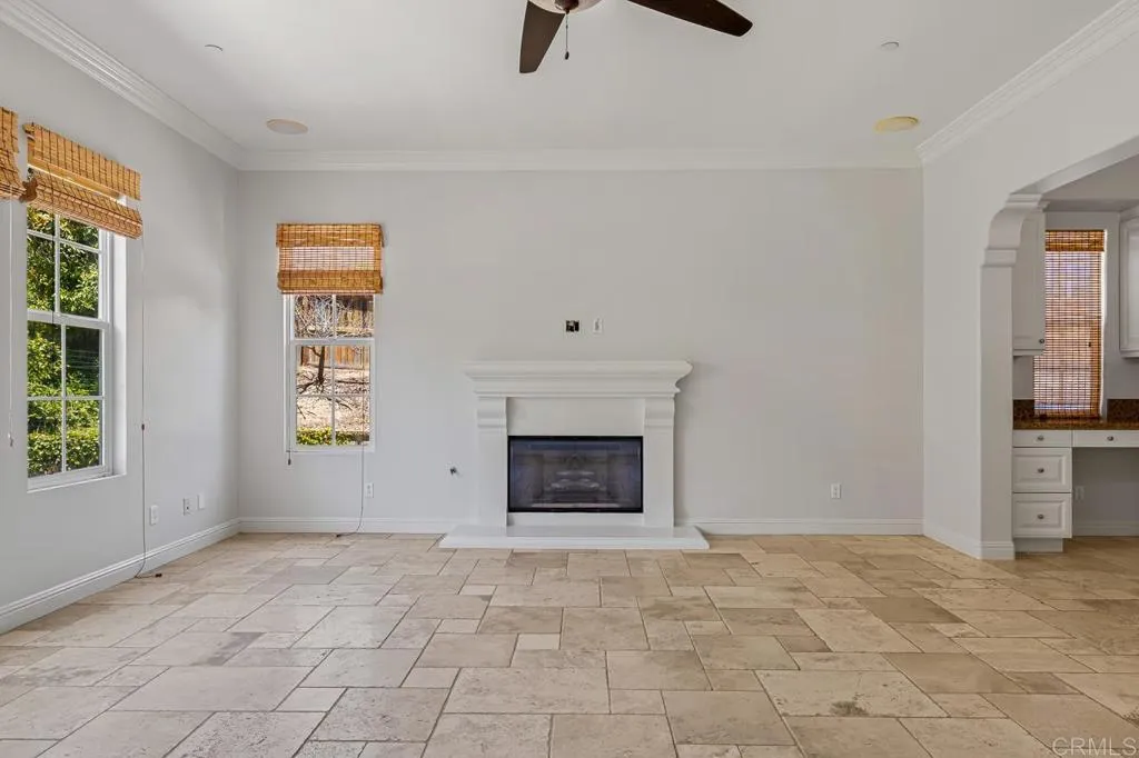 https://cdn.realtyfeed.com/cdn/127/306737350/3c5829cf6f3c62352a07cab26098be42.webp