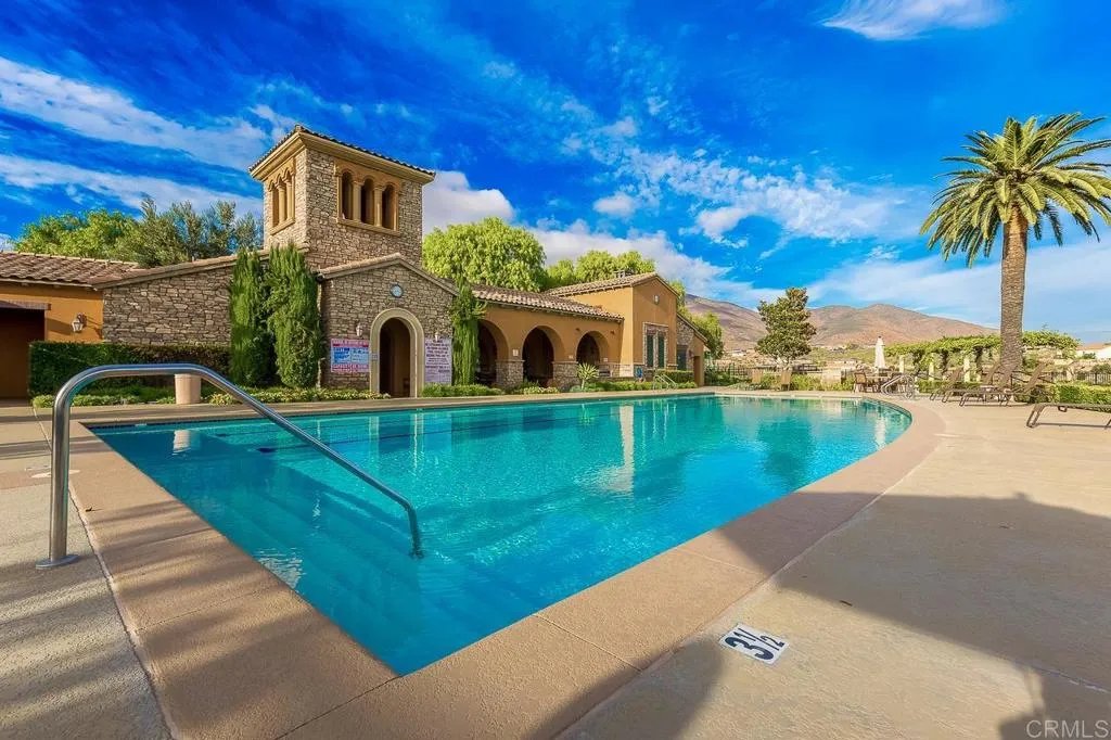https://cdn.realtyfeed.com/cdn/127/306737350/89821e2da90c779e1c041df2dcbbb717.webp