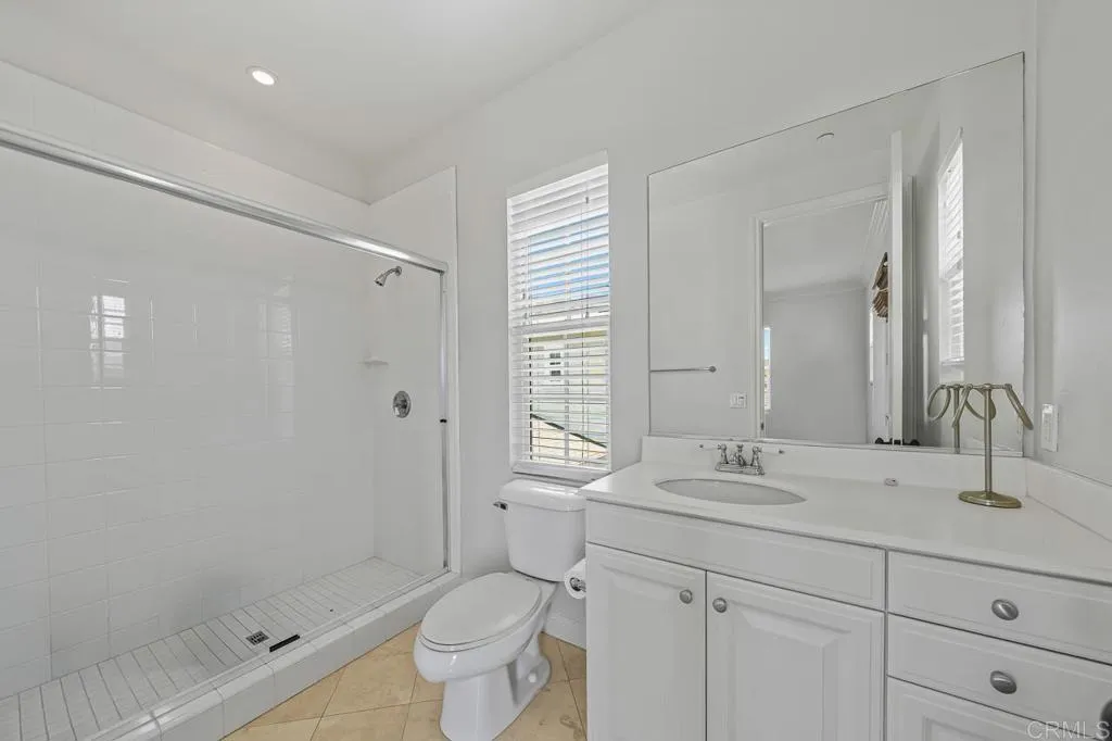 https://cdn.realtyfeed.com/cdn/127/306737350/a46dd6b48e678fc5f71a4f50c3609c60.webp