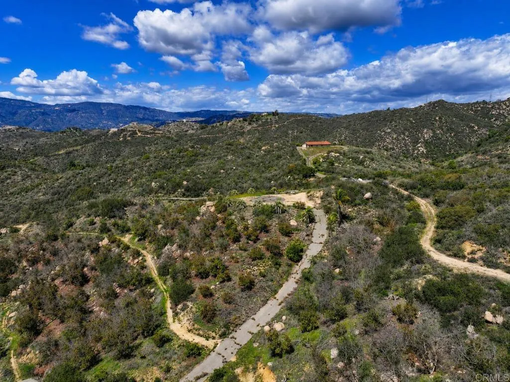 https://cdn.realtyfeed.com/cdn/127/306737376/3f06e06e21ab920551a3a71e1cc2d0a6.webp