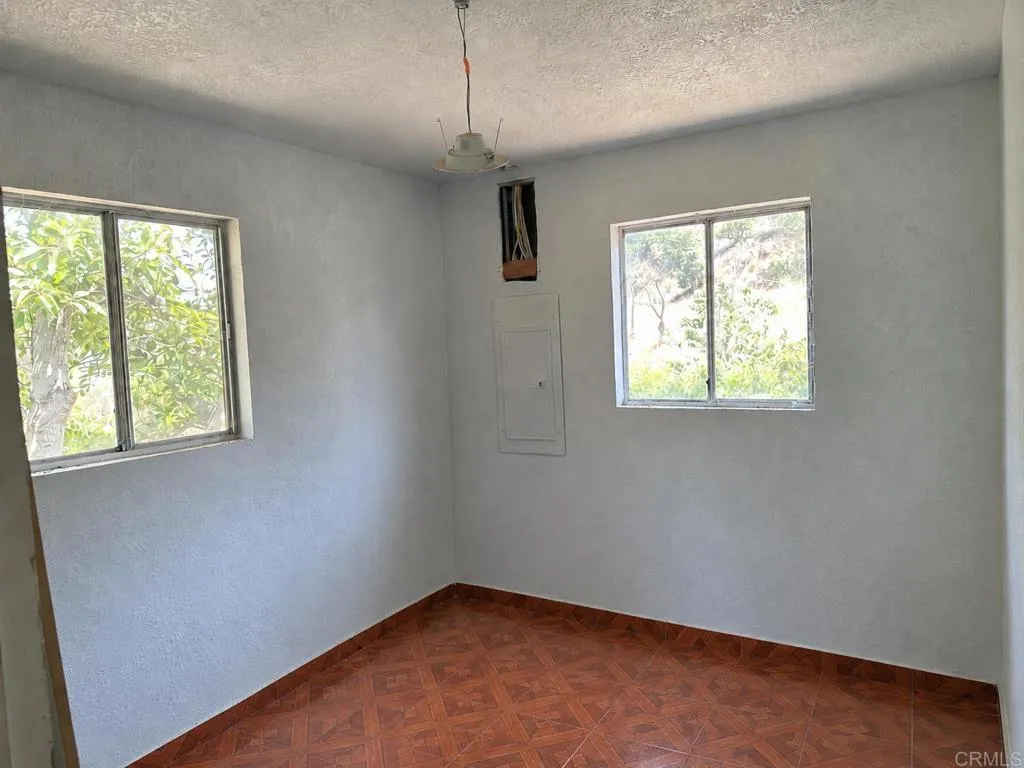 https://cdn.realtyfeed.com/cdn/127/306737376/8c5137098dc1edeb8d0821e3390e51cd.webp