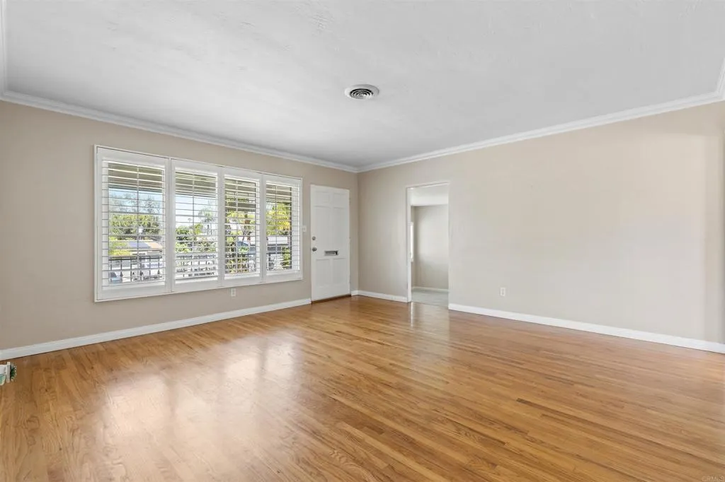 https://cdn.realtyfeed.com/cdn/127/306737402/4f50b315add53e1d6495a73b26a385f6.webp