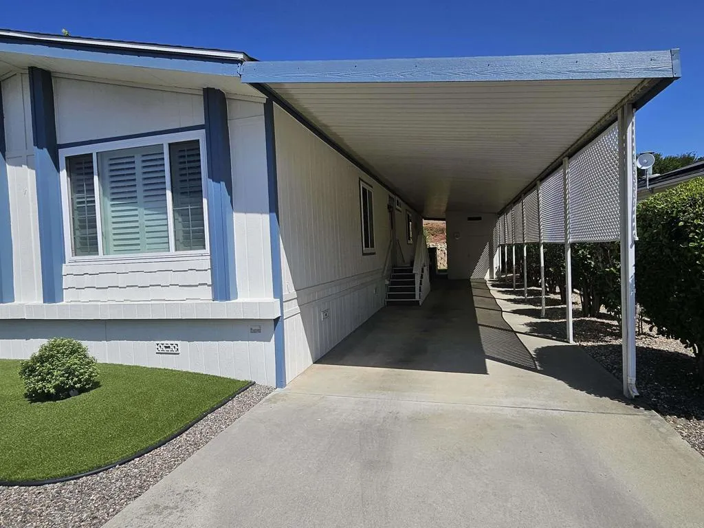 https://cdn.realtyfeed.com/cdn/127/306737420/029c311c9c19c512aa19086a3ad6ab84.webp