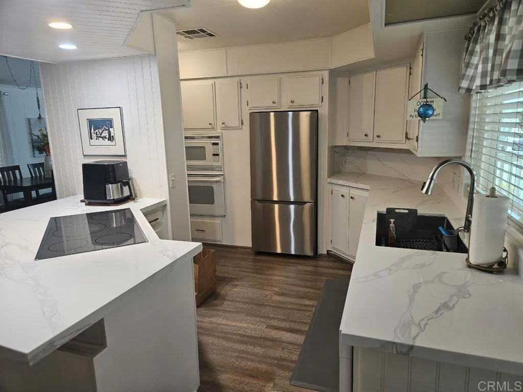 https://cdn.realtyfeed.com/cdn/127/306737420/06e0e94cb951c90aac057b9272d60dac.webp