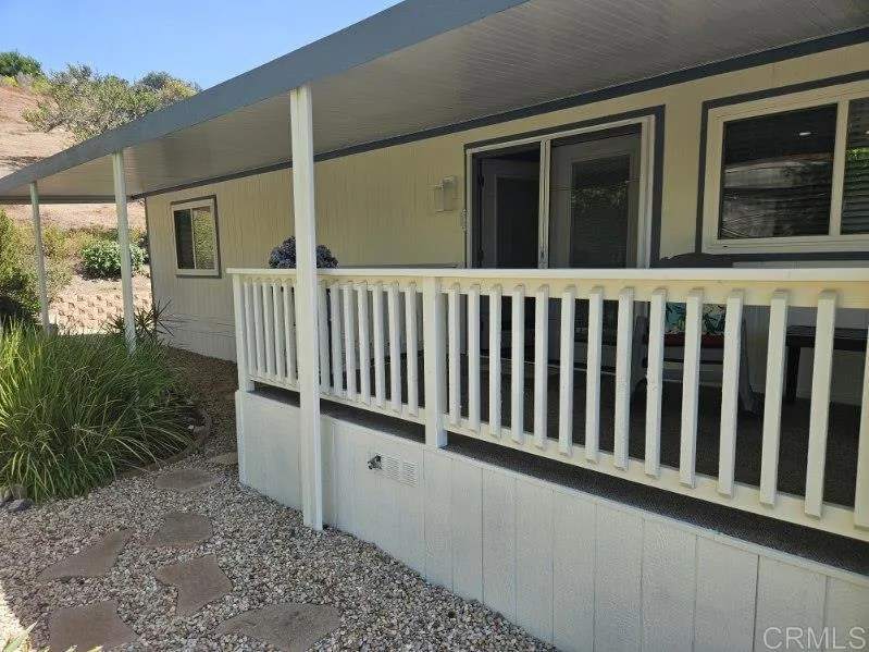 https://cdn.realtyfeed.com/cdn/127/306737420/8e2c6bcc00271539c27b44900054ea70.webp