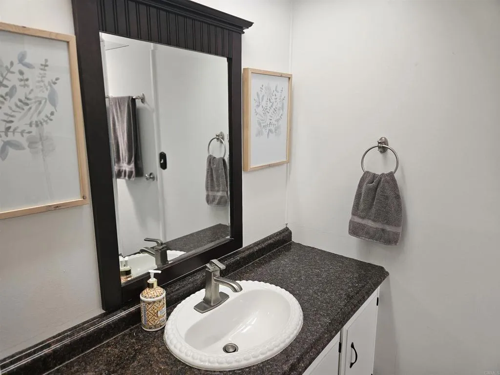 https://cdn.realtyfeed.com/cdn/127/306737420/b41890ec27746e635e03d4596a3304a3.webp