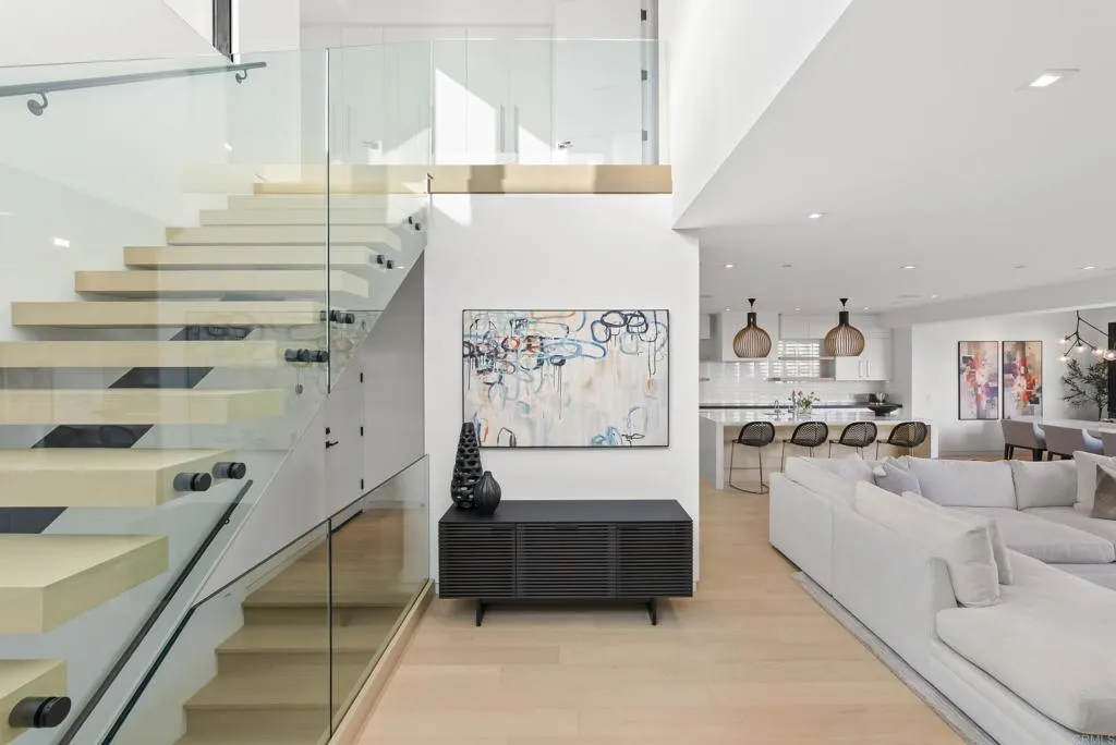 https://cdn.realtyfeed.com/cdn/127/306737470/0591bbcbac011412c2c91e20b837ad22.webp