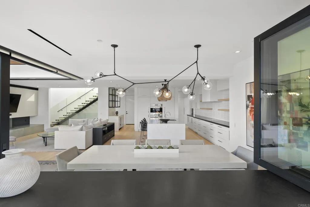 https://cdn.realtyfeed.com/cdn/127/306737470/05d60ab2fbfa81cb9aac1ec32b5fd20e.webp