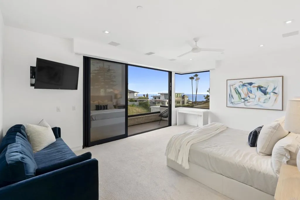https://cdn.realtyfeed.com/cdn/127/306737470/cc1a184d4a606edbfded52851a03d842.webp