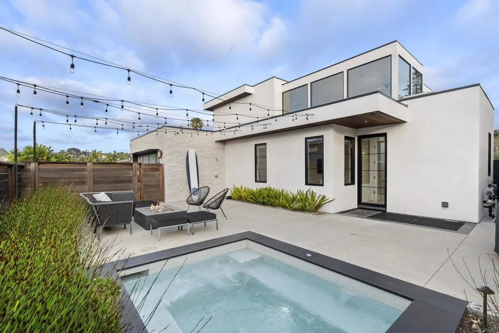 https://cdn.realtyfeed.com/cdn/127/306737470/f2365769db45e670f65791a04a60e69f.webp