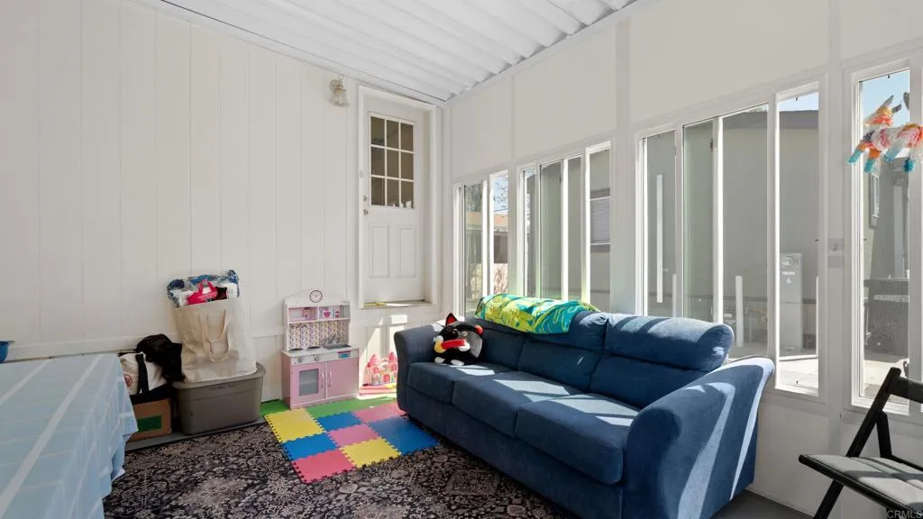 https://cdn.realtyfeed.com/cdn/127/306737483/009d19be3f97be4eb0914dc0e409f61b.webp