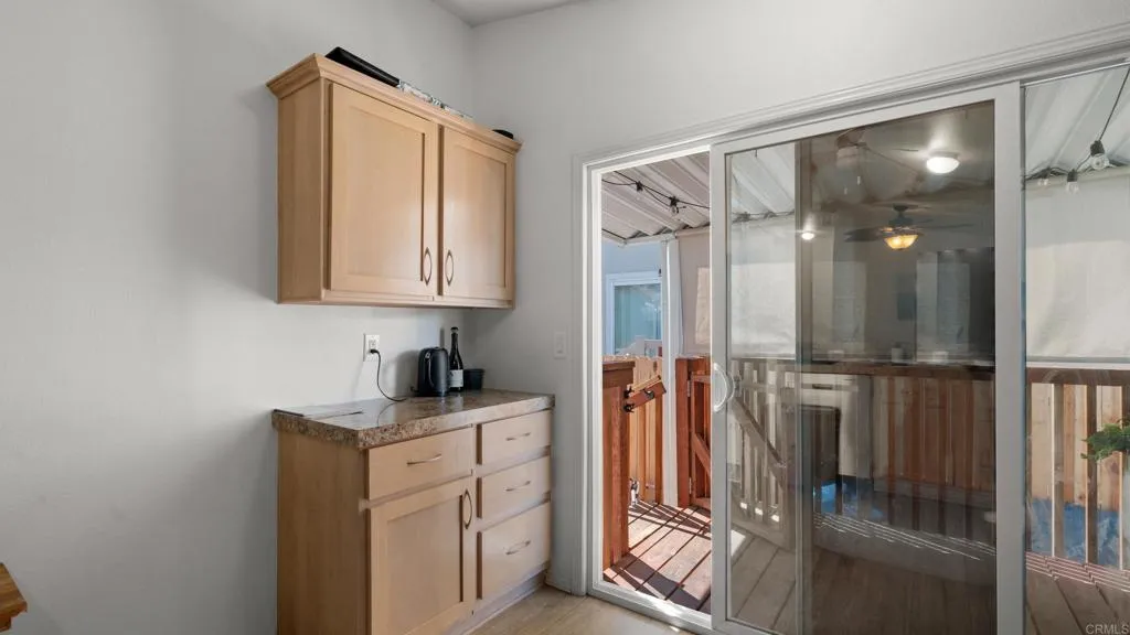 https://cdn.realtyfeed.com/cdn/127/306737483/fc81e5bf8bd4afcf90bbae681c6fe9f4.webp