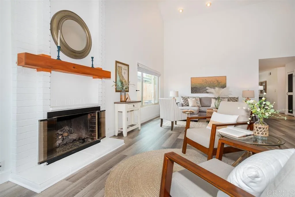 https://cdn.realtyfeed.com/cdn/127/306737506/051931eba2fd93d91d0314e537e088f0.webp