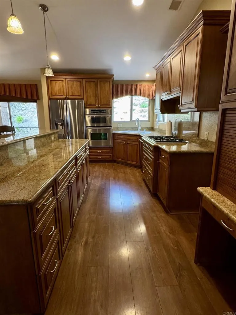https://cdn.realtyfeed.com/cdn/127/306737535/2048962fd525b91f0f1b3c0a74eb56ec.webp