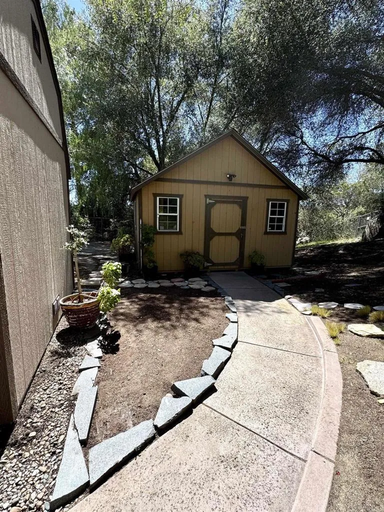 https://cdn.realtyfeed.com/cdn/127/306737535/26e41ff32ef49f5e56b1d7c57e32d159.webp