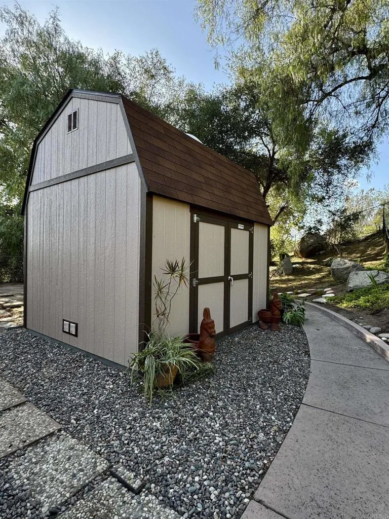 https://cdn.realtyfeed.com/cdn/127/306737535/3b745e85a2afdd870faf66d129590ec5.webp
