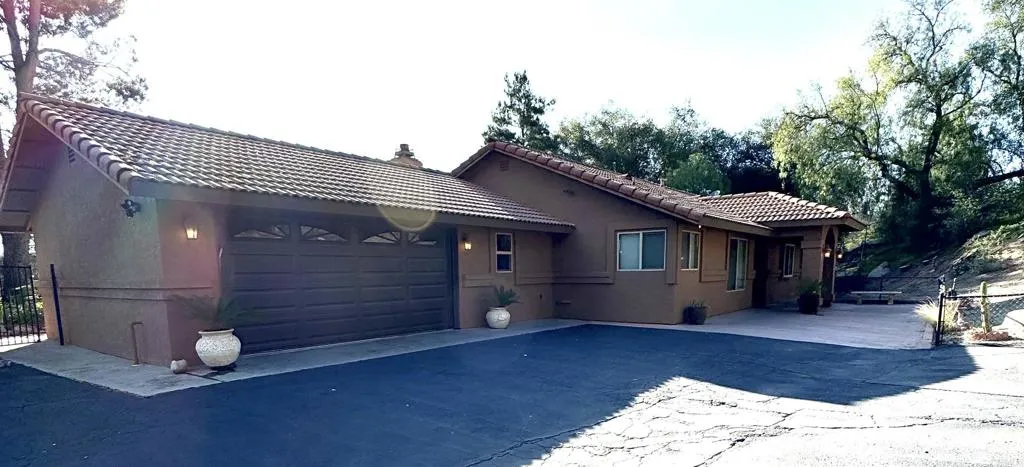 https://cdn.realtyfeed.com/cdn/127/306737535/3c287567c5ae5e83cf8ab3a5f69a468d.webp