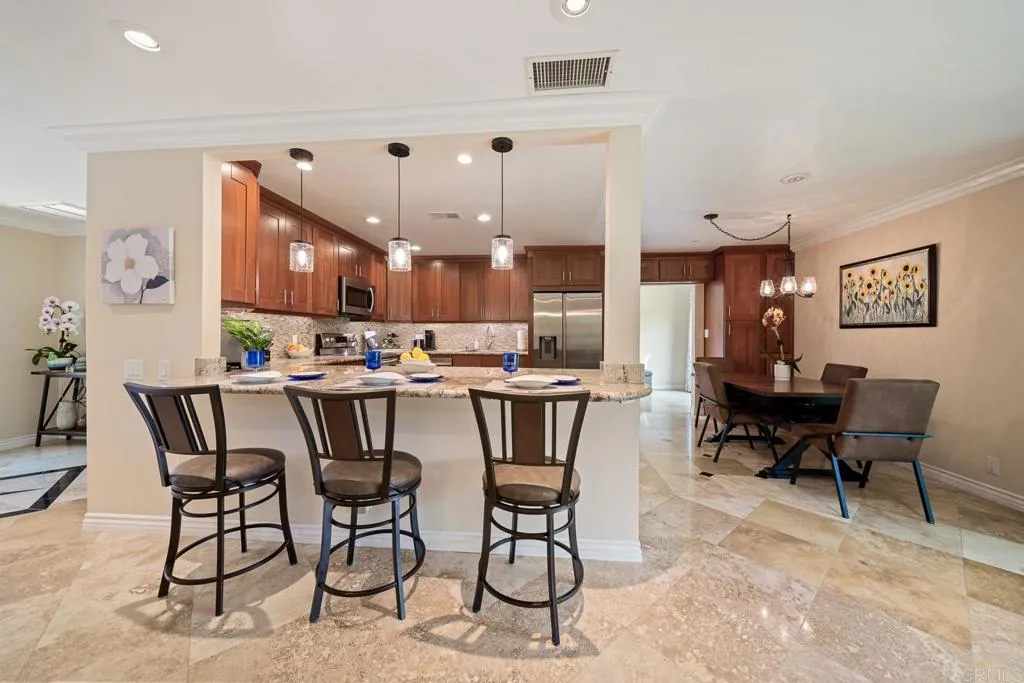 https://cdn.realtyfeed.com/cdn/127/306737537/6ad55f4c4cd2ab5d20602ec83904638e.webp