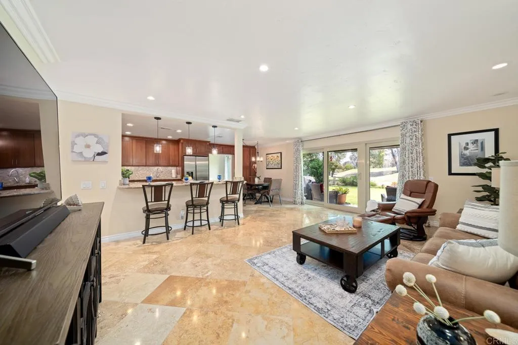 https://cdn.realtyfeed.com/cdn/127/306737537/b6cdf097d9c5d22c644db346a6670e20.webp