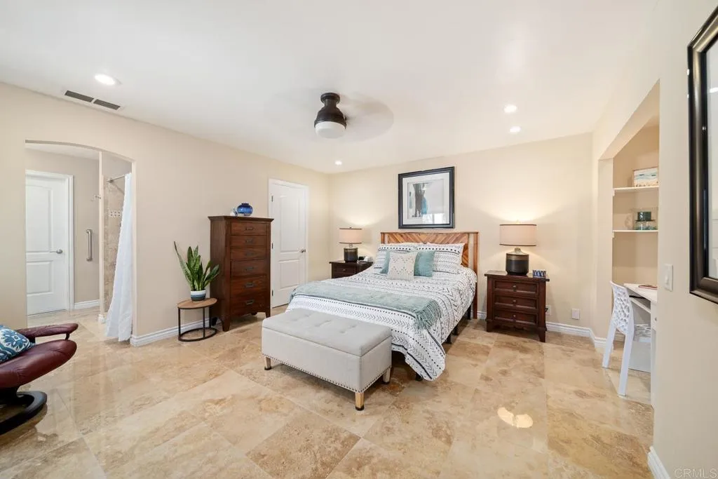 https://cdn.realtyfeed.com/cdn/127/306737537/fc3ff7533cc6c547b02ea029d46efa5c.webp