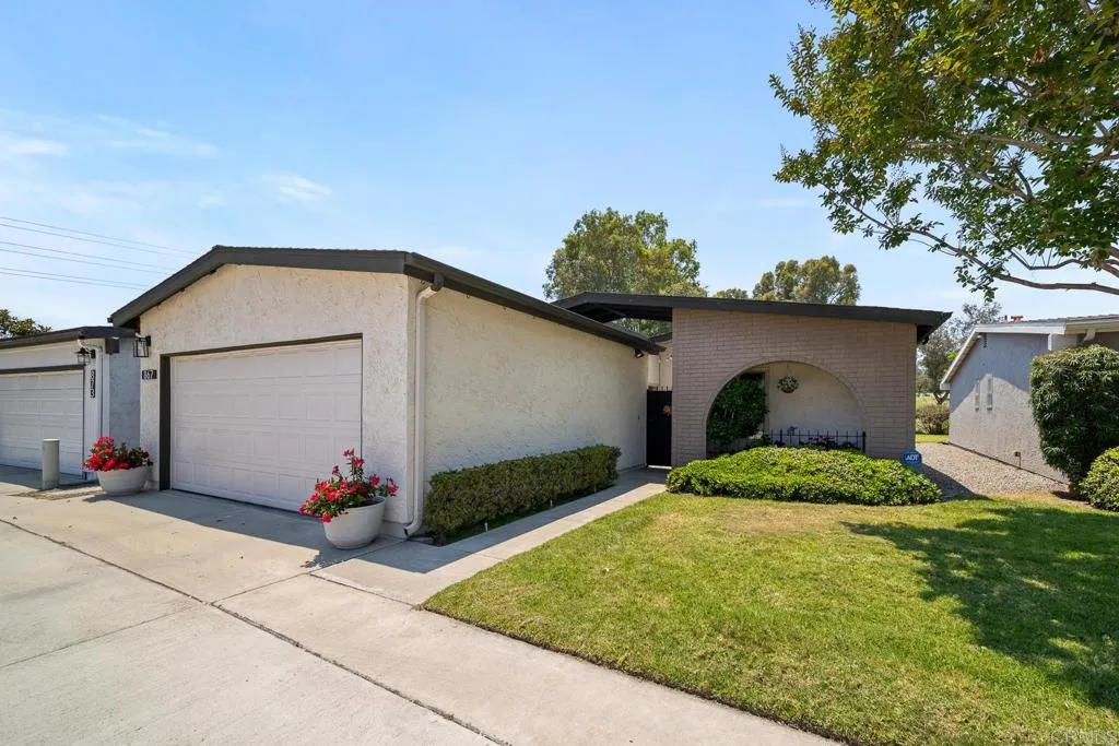 https://cdn.realtyfeed.com/cdn/127/306737537/ff16b839ddb35b9b1e9c25789d41f9b8.webp
