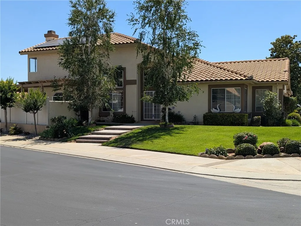 Banning, CA 92220