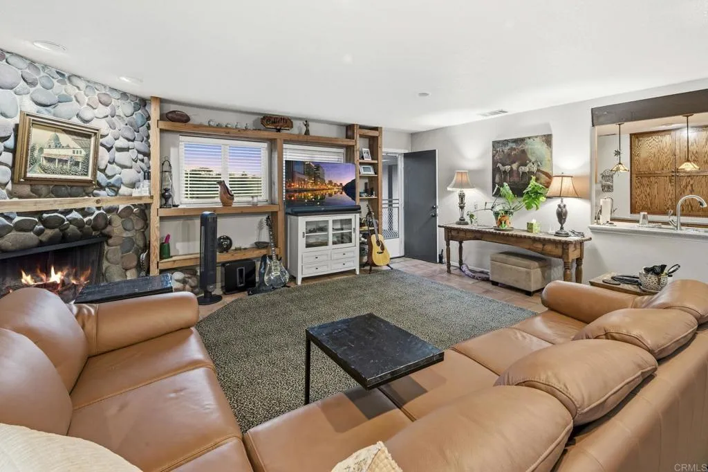 https://cdn.realtyfeed.com/cdn/127/306737583/206adbe99126577dc341d30d4de43ab7.webp