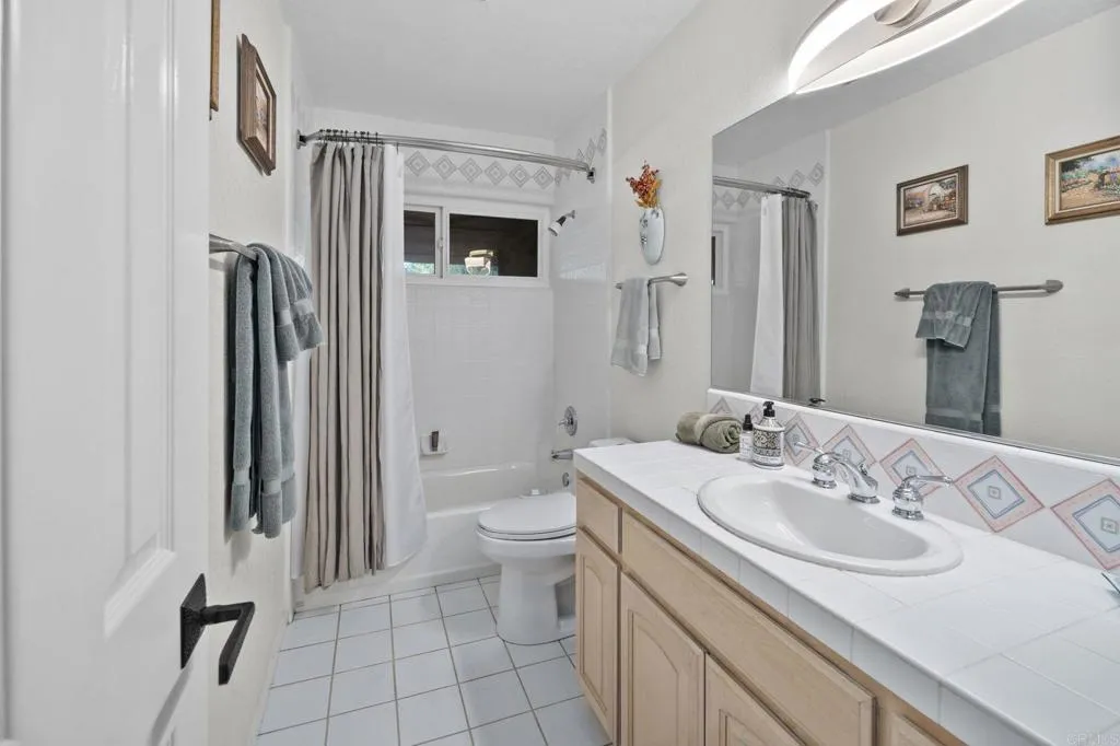 https://cdn.realtyfeed.com/cdn/127/306737583/b1c87ccc92401786a62b4b28e89771be.webp