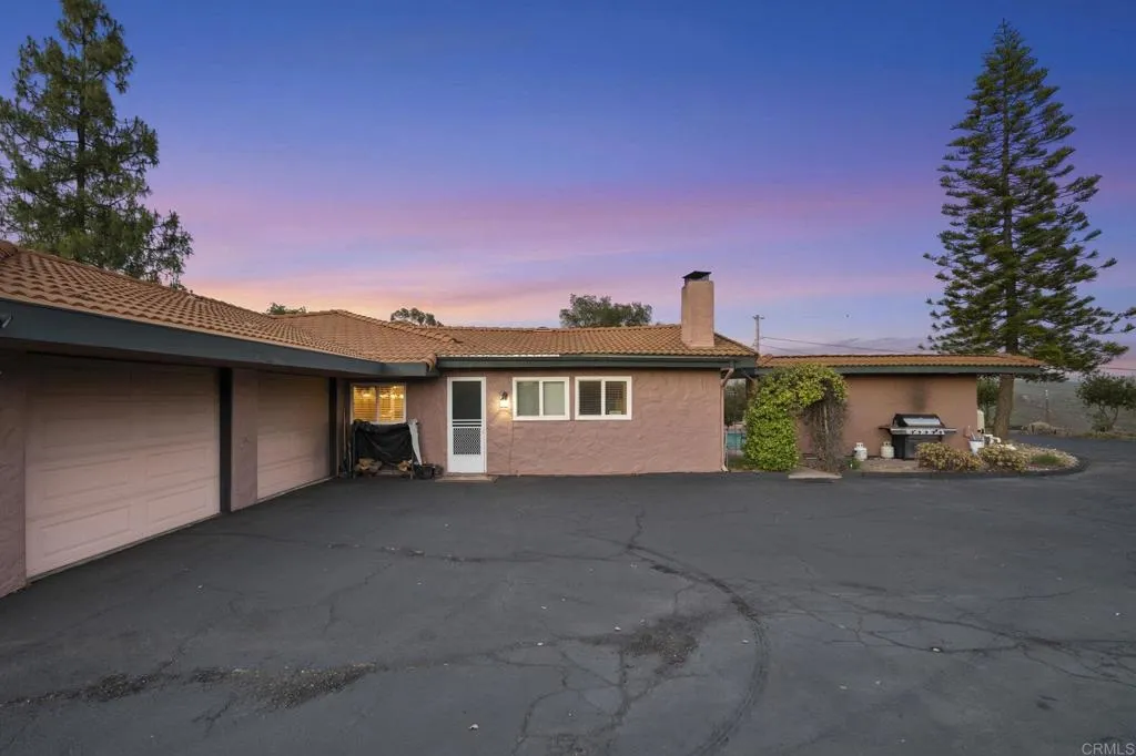 https://cdn.realtyfeed.com/cdn/127/306737583/cea7423ba84b1ef2b0d0aea1c98baf85.webp