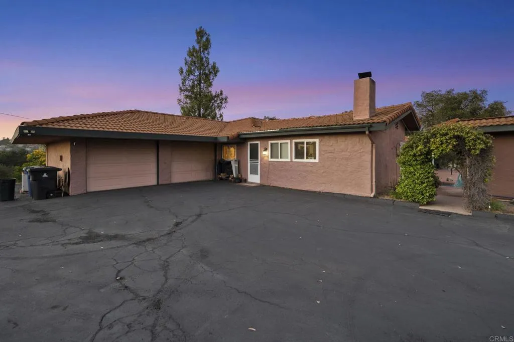 https://cdn.realtyfeed.com/cdn/127/306737583/e062175a88ea720d0e103a0f070695e3.webp