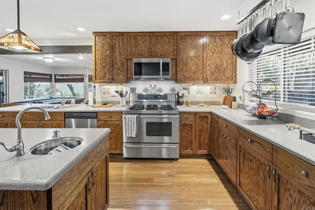 https://cdn.realtyfeed.com/cdn/127/306737583/f0be081af6969b99d8ad03a3e989daa6.webp
