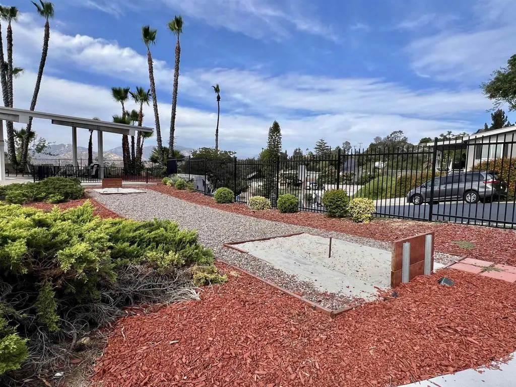 https://cdn.realtyfeed.com/cdn/127/306737591/277b70a0926cf9094f489d175378be5f.webp