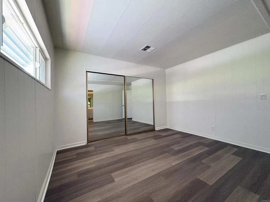 https://cdn.realtyfeed.com/cdn/127/306737591/764fa05594719bd82da30cf638a7112d.webp