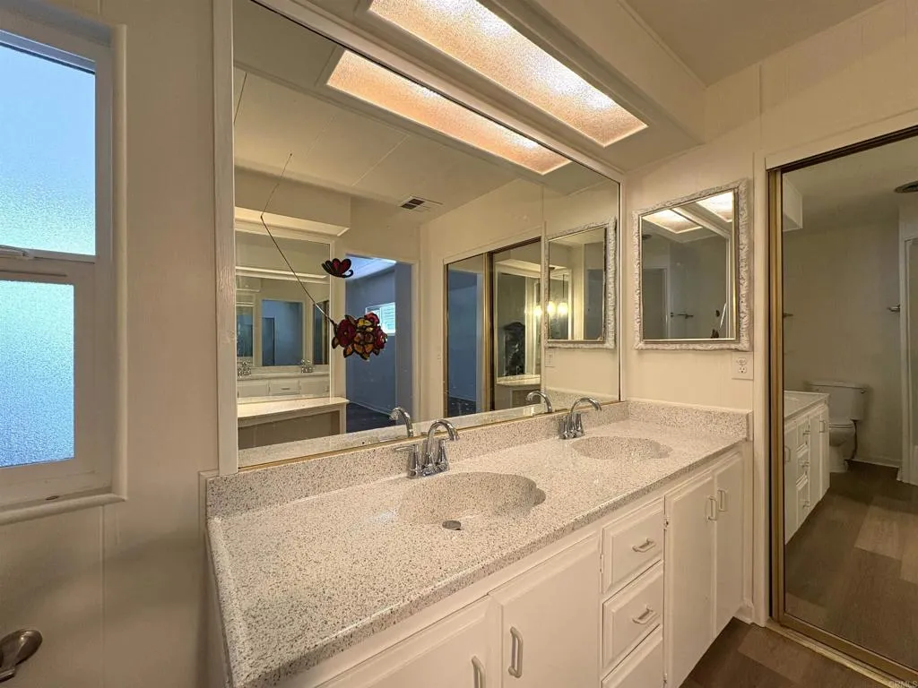 https://cdn.realtyfeed.com/cdn/127/306737591/9e04cc8875d892610316a94e5e70db31.webp