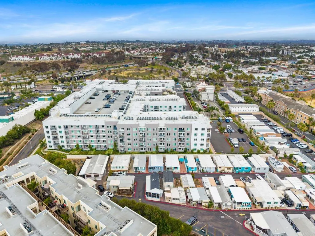 https://cdn.realtyfeed.com/cdn/127/306737621/2c400edb876856b94d7c94250d5a83e6.webp