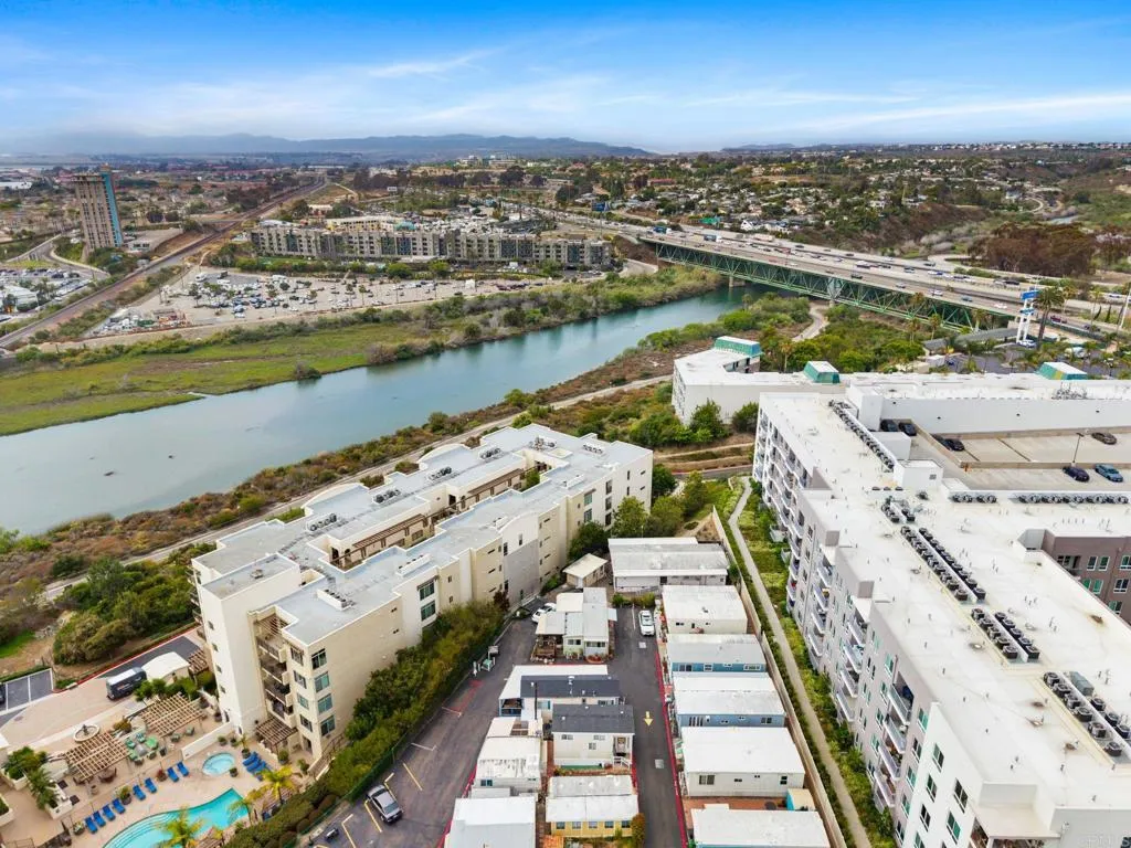 https://cdn.realtyfeed.com/cdn/127/306737621/a65ddb99b2cca893638c9fd16c87786a.webp