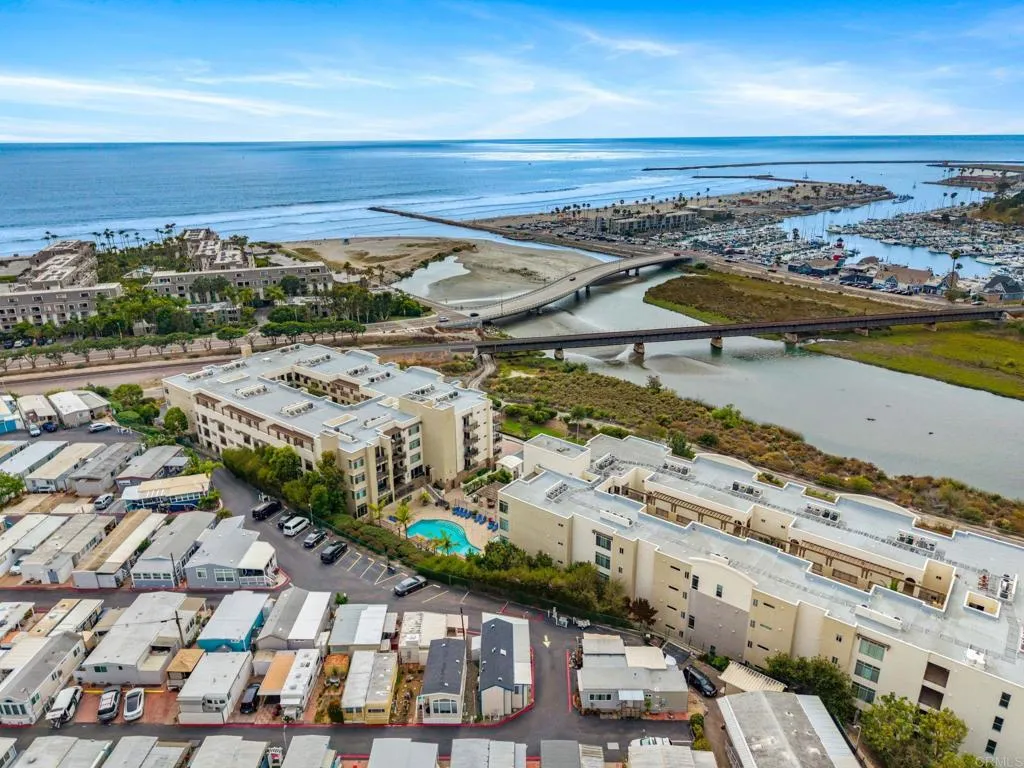 https://cdn.realtyfeed.com/cdn/127/306737621/e4f5e5e0c3ff44b50490d325f57ee30b.webp