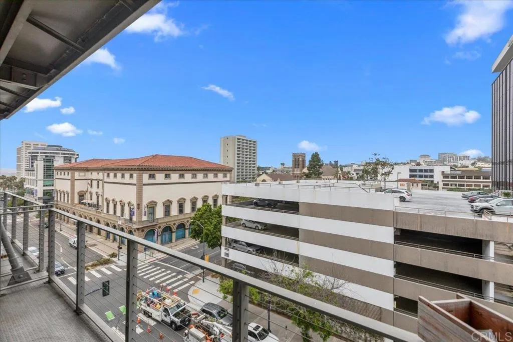 https://cdn.realtyfeed.com/cdn/127/306737622/18cb05073603c7891e42a09504d53d97.webp