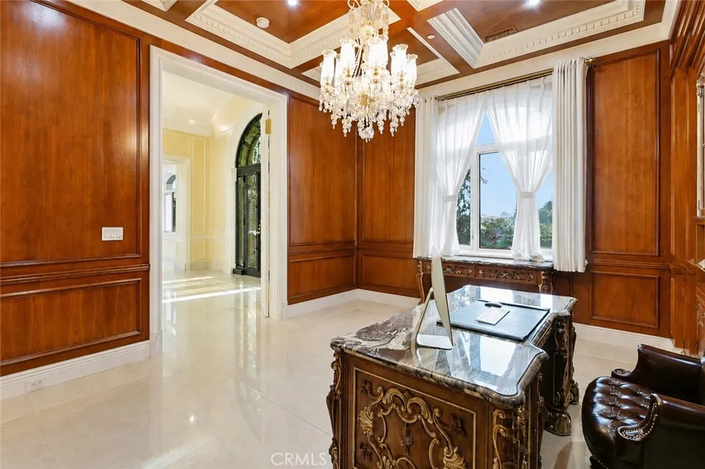 https://cdn.realtyfeed.com/cdn/127/306737686/0c52f8697ab7ea9a3f83475ebf2c437c.webp