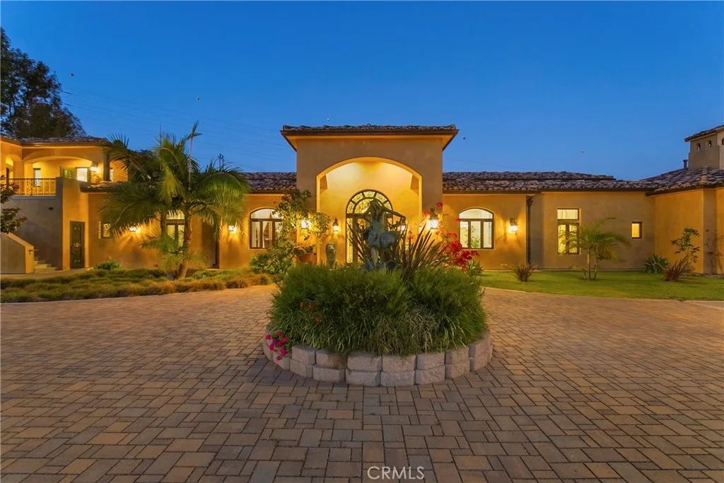 https://cdn.realtyfeed.com/cdn/127/306737686/3ba6e12783b63ded45047c73b01e6f05.webp